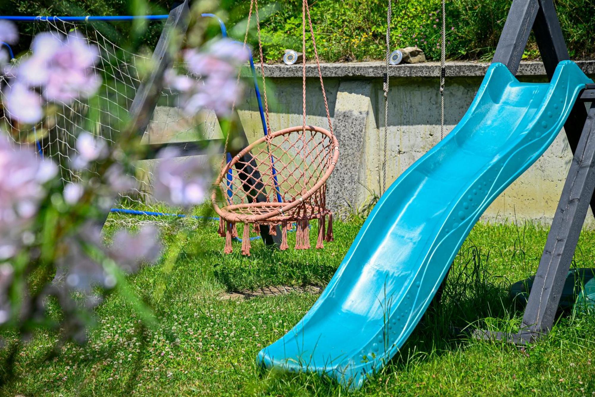 Strozowka Ski&spa Nad Rzeka Z Ogrodem I Jacuzzi,narty. *