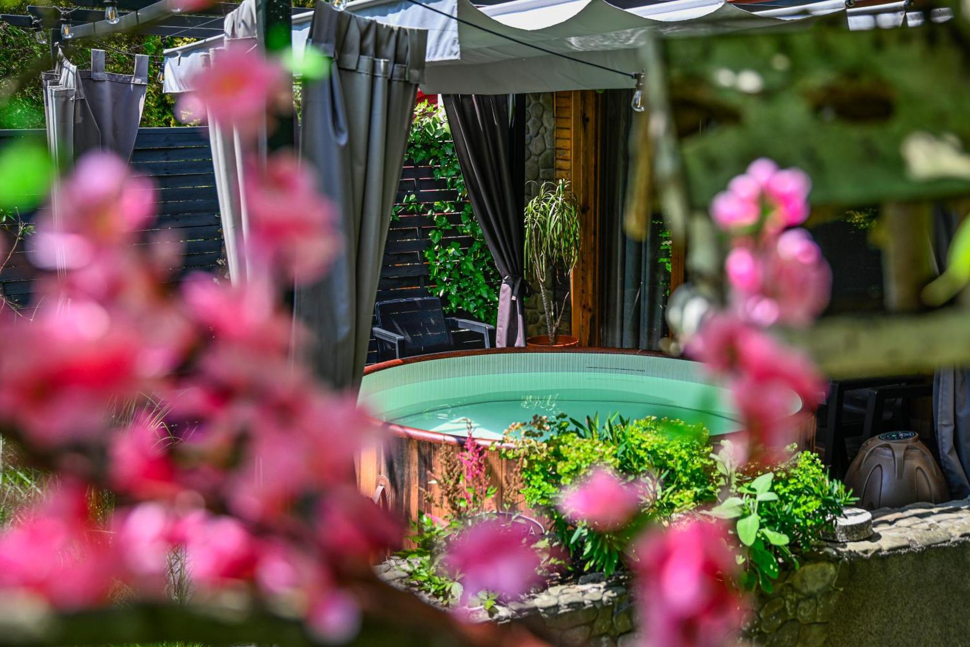 Strozowka Ski&spa Nad Rzeka Z Ogrodem I Jacuzzi,narty. Stroza (Myslenice)